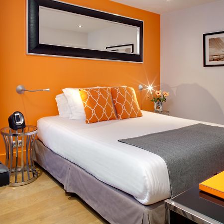 Le Boutique Hotel&Spa Bordeaux Extérieur photo A bedroom at the hotel