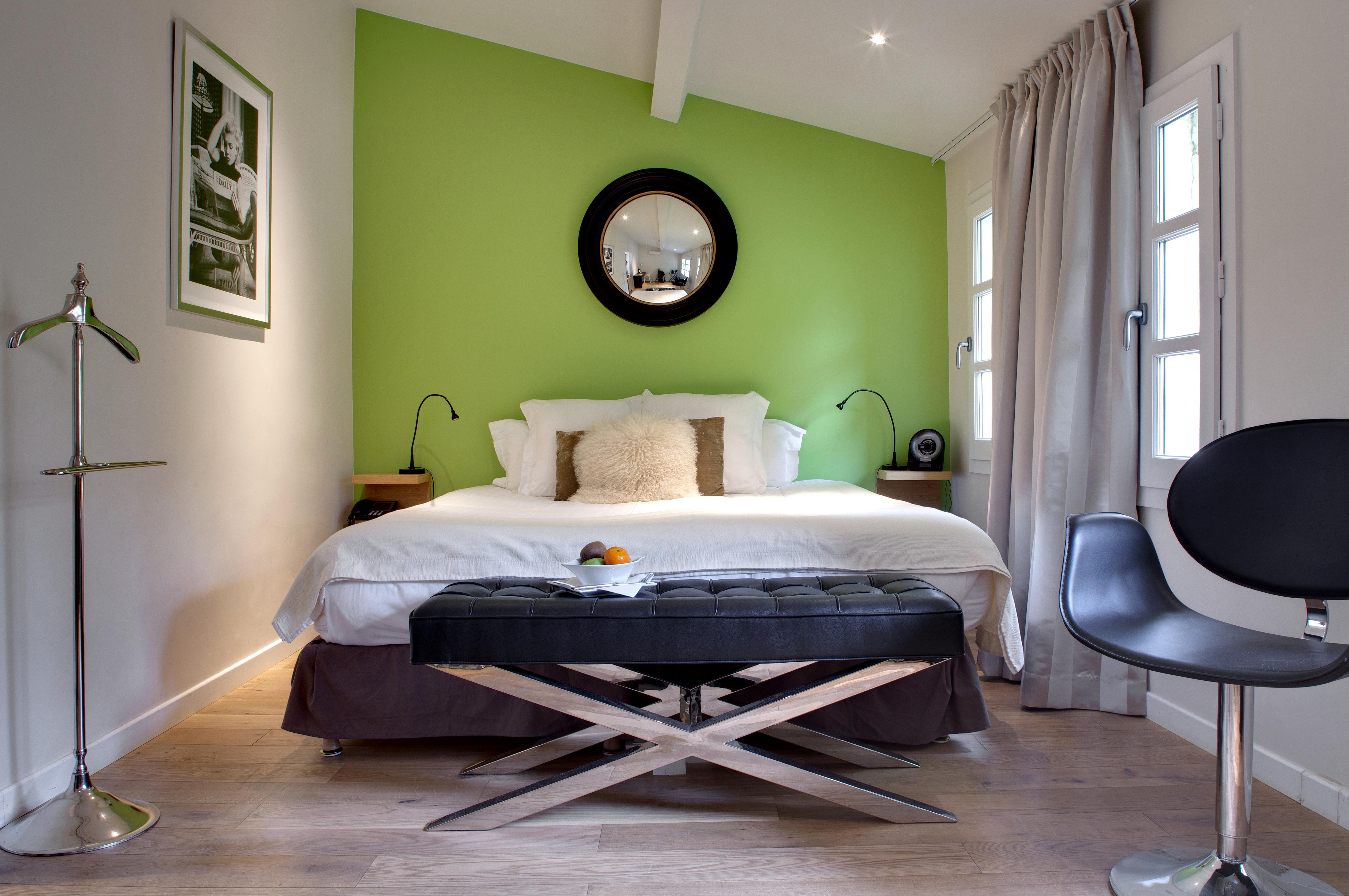 Le Boutique Hotel&Spa Bordeaux Extérieur photo A bedroom at the hotel