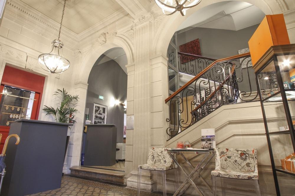 Le Boutique Hotel&Spa Bordeaux Extérieur photo Interior of the museum